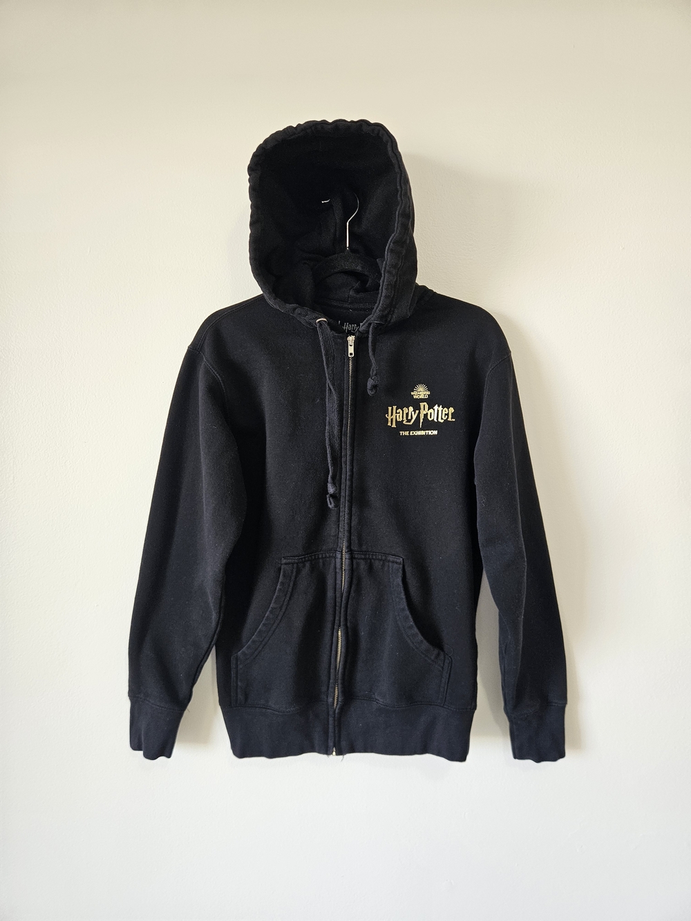 Harry Potter The Exhibition Black Zip-Up Hoodie S Small Metallic Gold Logo